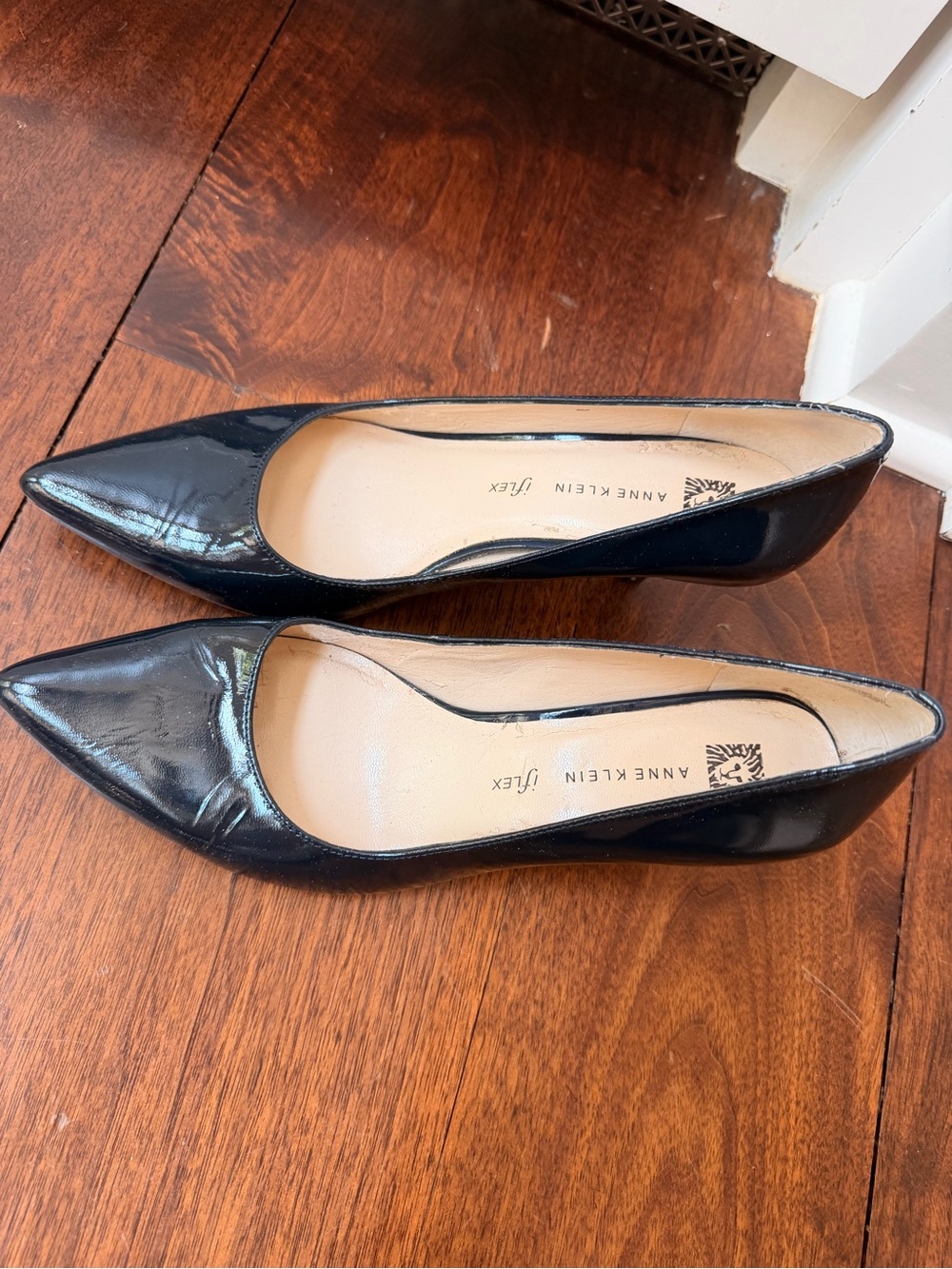 Annie Klein Black Heels - Picture 3 of 11